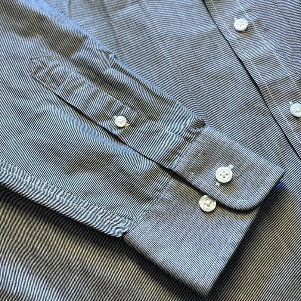 Croft & Barrow Easy Care classic fit shirt size 32/33, 15.5” neck